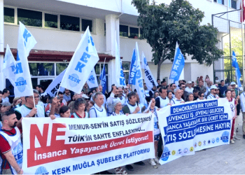 Muğla’da memurlar pasta kestiler iş bıraktılar