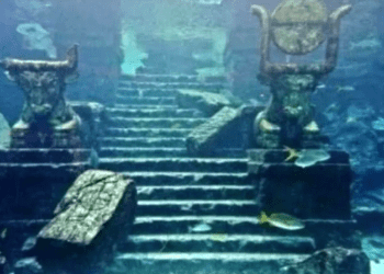 DENİZİN ALTINDAN TARİH FIŞKIRDI, ARKEOLOGLAR ŞOKTA