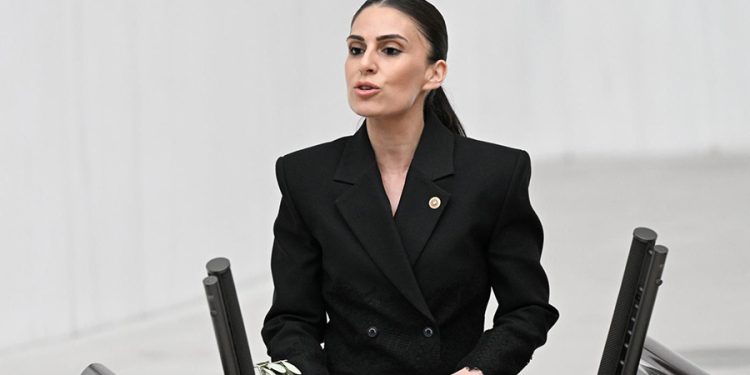 Milletvekili Gizem Özcan, “Bodrum’un su sorununun tek sorunu AK Partidir”