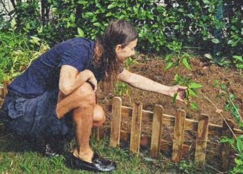 VIP partiden tarlaya! Ünlü oyuncu tarım yapmaya başladı: ‘Huzur veriyor’