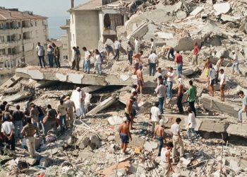 Türkiye, 17 Ağustos depreminden bu yana 448 bin kere sallandı