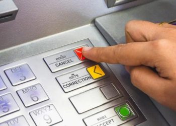 ATM’deki kırmızı tuşun sırrı ortaya çıktı: Meğer asıl görevi çok başkaymış