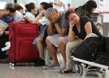 Rusya intikam mı aldı? İngiltere’deki uçakların hepsi kilitlendi, on binlerce yolcu mahsur kaldı