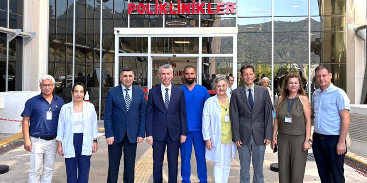 Kaymakam Sırmalı’dan Eski ve Yeni Devlet Hastanesi ve 1. nolu ASM’ye Ziyaret