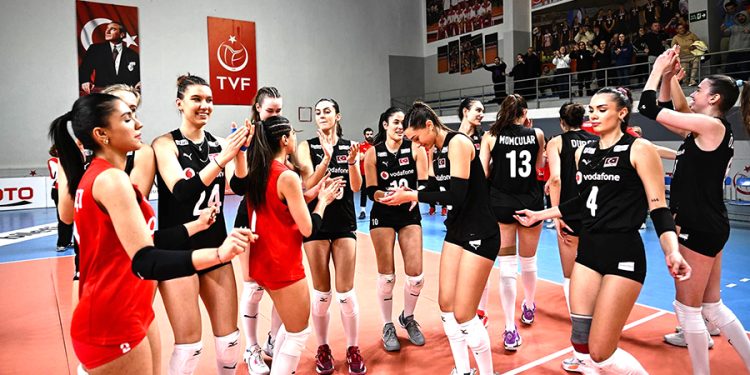 Türkiye namağlup çeyrek finalde