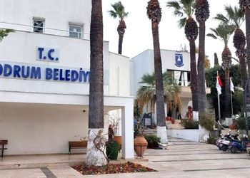 Canlı altın fiyatları yeni haftada düşüşte!