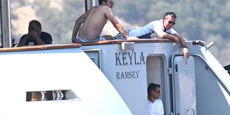 Ali Koç, 15 Milyon Dolarlık Yatıyla Bodrum’da Tatilde