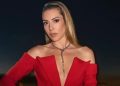 Sinem Kobal’dan Bikinili Paylaşım