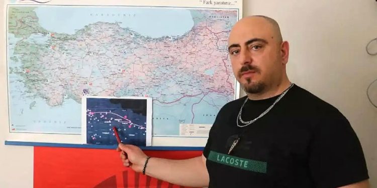 Kahramanmaraş ve Balıkesir depremlerini önceden bilen uzman, Manisa ve Muğla için uyardı