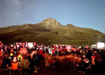 Türkiye’de görsel şölen: Perseid meteor yağmuru nefes kesti