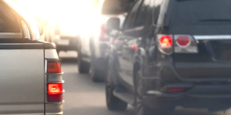 Popüler turizm kasabasında araç geçişi ücretli oluyor: ‘Yoğunluk ücreti’