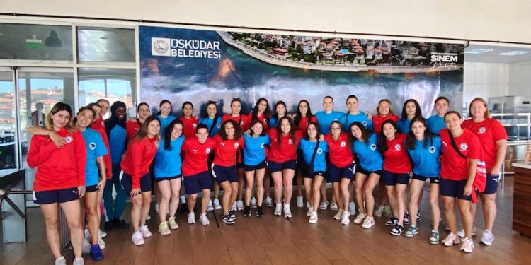 Yalıkavakspor, İstanbul’da Üsküdar Belediyespor ile bir araya geldi