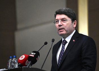 Bakan Yılmaz 7 madde açıkladı: Suça sürüklenen çocuklarla ilgili yeni düzenleme geliyor