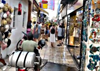 Burası Pakistan Değil; Bodrum Çarşı…