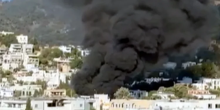 Yalıkavak’ta depo yangını korkuttu