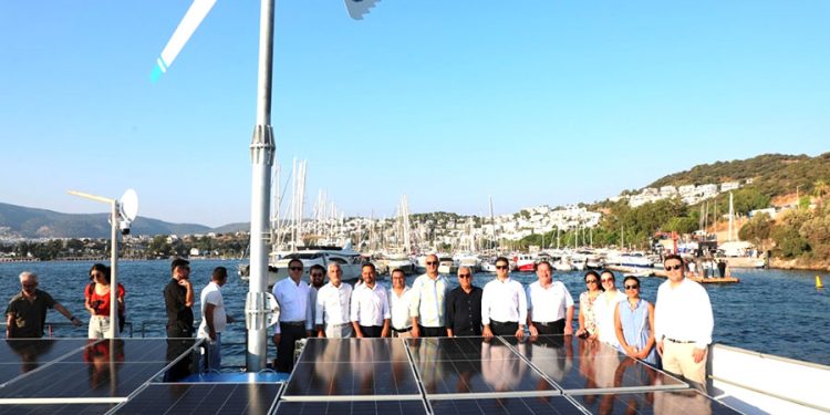 Bodrum Belediyesinden Bir İlk: Yüzer Deniz Suyu Arıtma Platformu Tanıtıldı