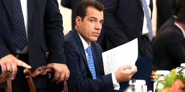 Bakan zevk alarak anlattı! Yunanistan’dan çok tartışılacak göçmen kararı