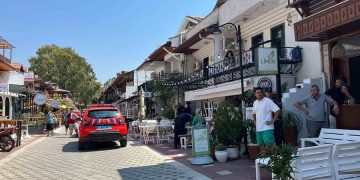 Akyaka’da otel odasında bir kadın ölü bulundu
