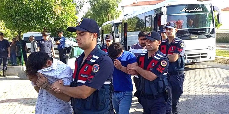 Muğla dahil 16 ilde “siber dolandırıcılık” operasyonu: 34 gözaltı