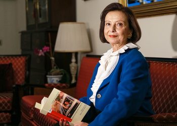 Türkiye’nin İlk Kadın Valisi Lale Aytaman’ın Hayatı Belgesel Oldu