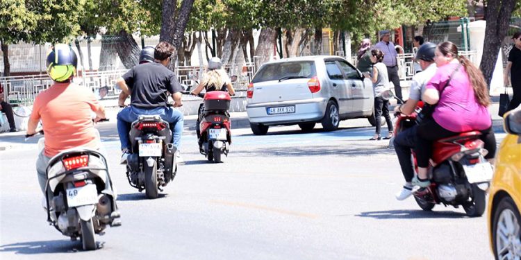Muğla’da 450 Bin tekerlekli araca karşı, 304 bin Motosiklet trafikte