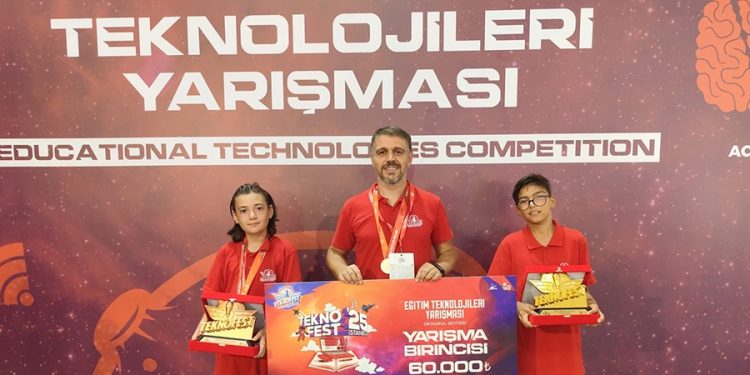 Muğla’ya TEKNOFEST’te Çifte Gurur: Türkiye 1.’liği ve En İyi Sunum Ödülü