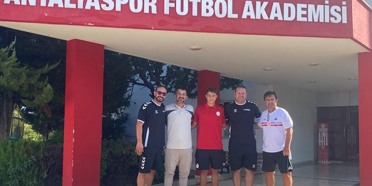 ALE Bodrumbirlik Spor’dan Kuzey Kadir Turan Antalyaspor’a Transfer Oldu