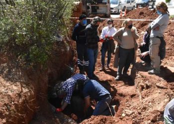 Muğla’da su deposu kazısında 6 mezar bulundu