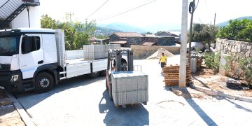 Bodrum Belediyesi Üstyapı Çalışmalarını Sürdürüyor