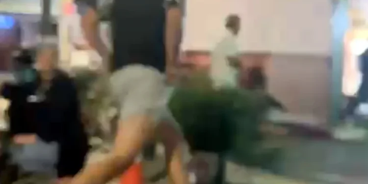 Bodrum Denizciler Derneği’nde hesaba itiraz eden müşteri silaha sarıldı, saldırgan kendi arkadaşını vurdu