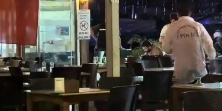 Bodrum’da Hesabı Ödemeden Gittiler, Geri Gelip Kafeyi Kurşunladılar