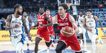Yunanlıları farklı yendiler:94-68