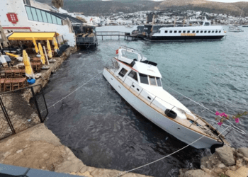 Bodrum’da yatlar karaya sürüklendi, denizciler kabusu yaşadı