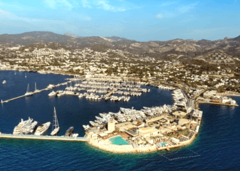 Bodrum’daki marinaya dünyanın en özel ödüllerinden biri verildi