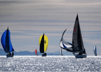 Bodrum’da Güz Trofesi yelken yarışları rüzgarla start aldı