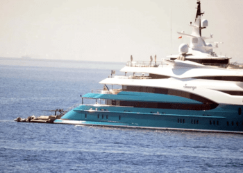 Bodrum’a geldi… Bu yatın 1 haftalık kirasıyla Bodrum’da villa satın alınıyor