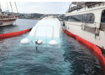 Bodrum’da motor yatlar durdukları yerde battı, soruşturma başlatıldı