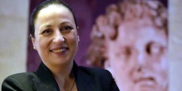 Rent a car şoförü iş yerinin kapısında son nefesini verdi