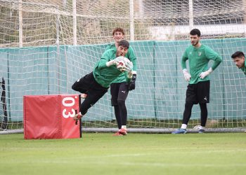 Bodrum FK, Iğdır FK karşısında liderliğini koruma peşinde