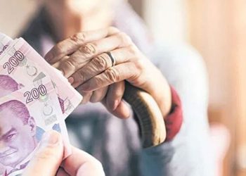 Artık Nafaka Alanlar da 65 Yaş Aylığı Alabilecek! İşte Detaylar