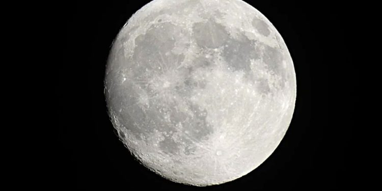 Bodrum’da herkes balkonda çatılarda Bodrum’da süper ay güzelliği