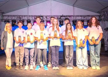 Bodrumsporlu Yelkenciler Ve Antrenörlerine Anlamlı Ödüller