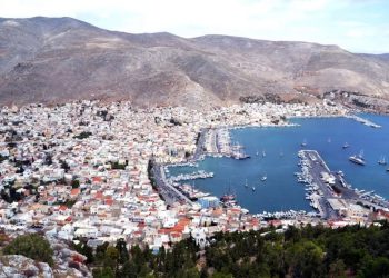 Ege’deki turistik adalarda nüfusun hızla azalması Yunanistan’ı panikletti
