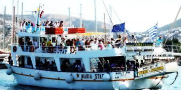 34 Yunan Adasına Giden turistler para ödeyecek