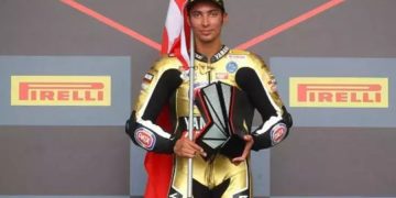 Toprak Razgatlıoğlu üçüncü kez Dünya şampiyonu