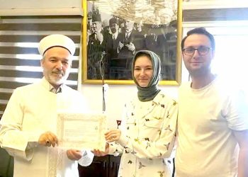 Ukraynalı Khrystyna Bodrum’da müslüman oldu