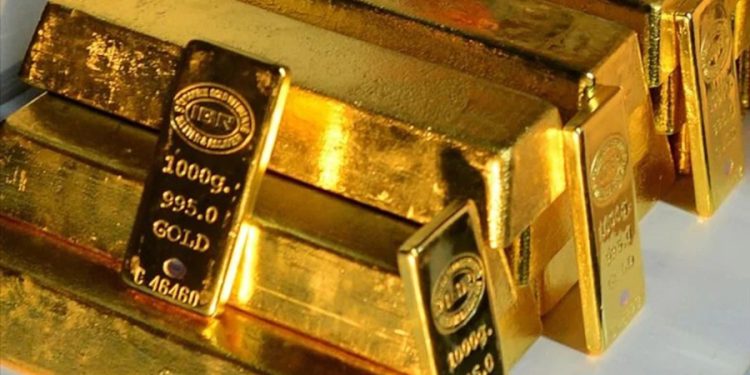 Dünyanın en büyük bankasından yeni altın tahmini: “İki katına çıkacak”