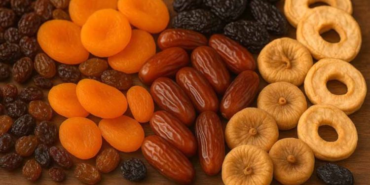 Üzüm, kayısı, incir değil: Meğer en faydalı kuru meyve buymuş