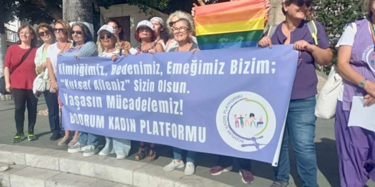 Bodrumlu kadınlardan 11. yargı paketine hayır eylem ve basın açıklaması