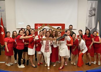 Kartanesi Anaokulu 18. Yaşını Cumhuriyet Coşkusuyla Taçlandırdı 